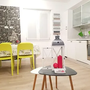  Apartment Le Stanze Del Trenino Rosso Italy